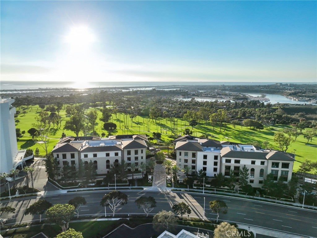 Newport Beach, California, 92660, United States, 2 Bedrooms Bedrooms, ,3 BathroomsBathrooms,Residential,Active,2009419