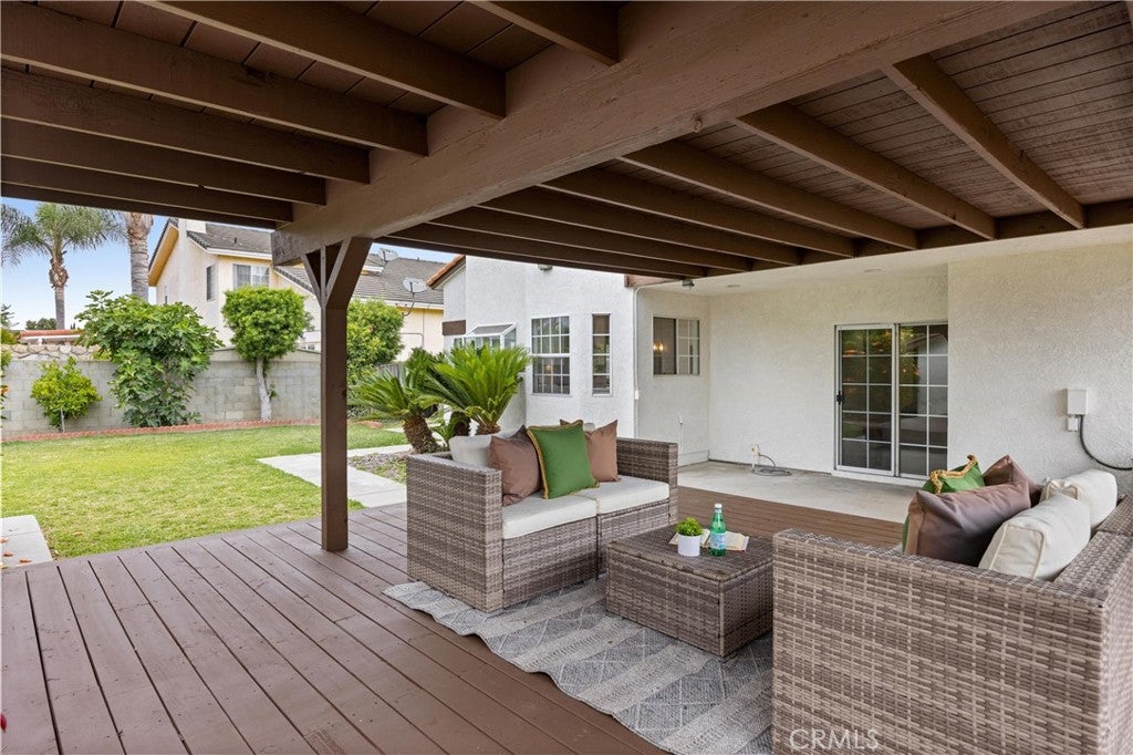 Downey, California, 90242, United States, 7 Bedrooms Bedrooms, ,6 BathroomsBathrooms,Residential,Contingent,1829948