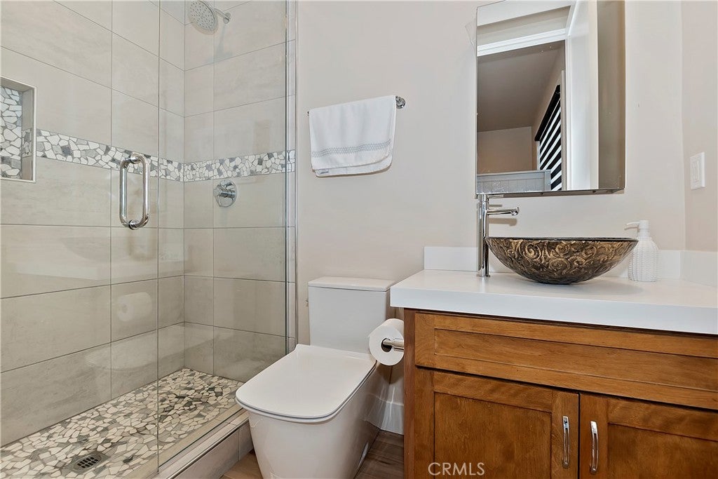 Big Bear Lake, California, 92315, United States, 5 Bedrooms Bedrooms, ,6 BathroomsBathrooms,Residential,Active,1988470