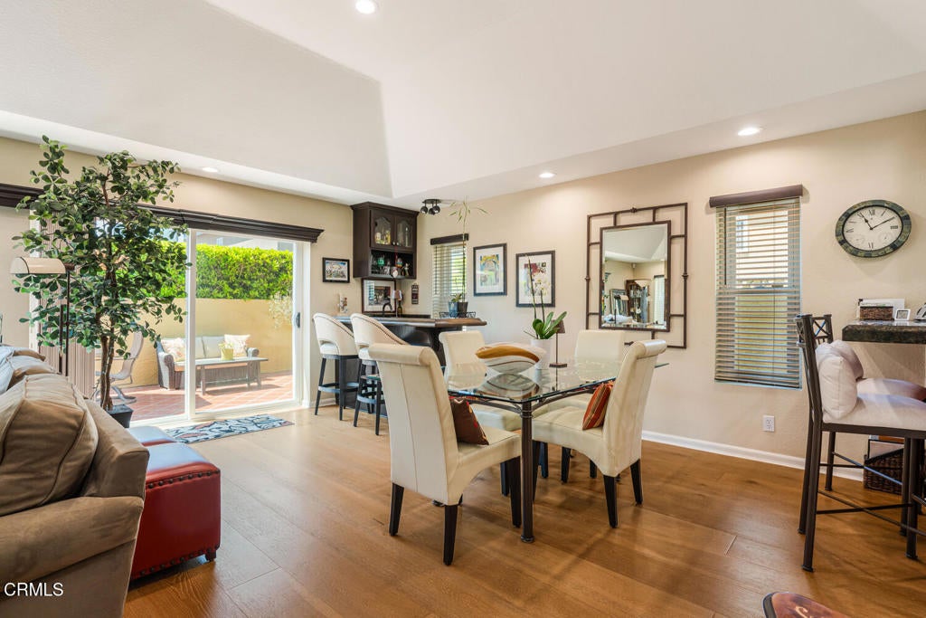 Oxnard, California, 93035, United States, 5 Bedrooms Bedrooms, ,4 BathroomsBathrooms,Residential,Active,1899886