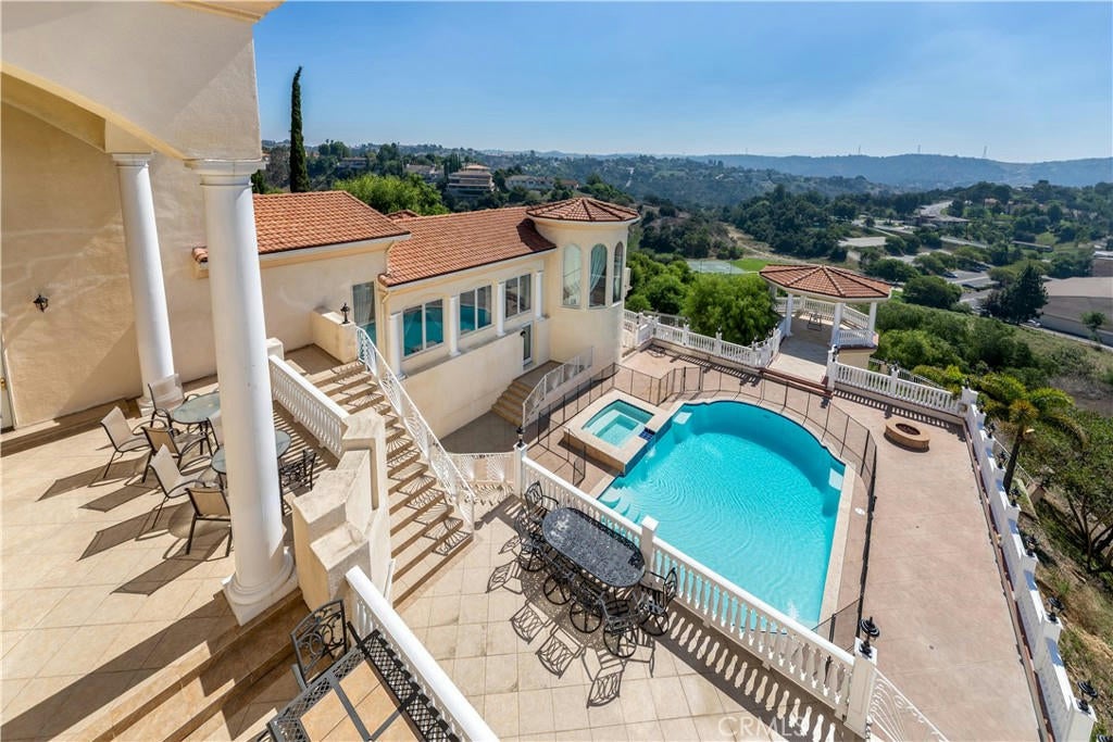 Diamond Bar, California, 91765, United States, ,13 BathroomsBathrooms,Residential,Active,1701829