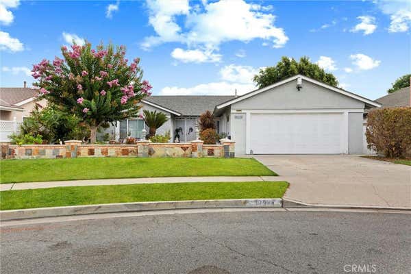 17974 LOS PESOS CIR, FOUNTAIN VALLEY, CA 92708 - Image 1