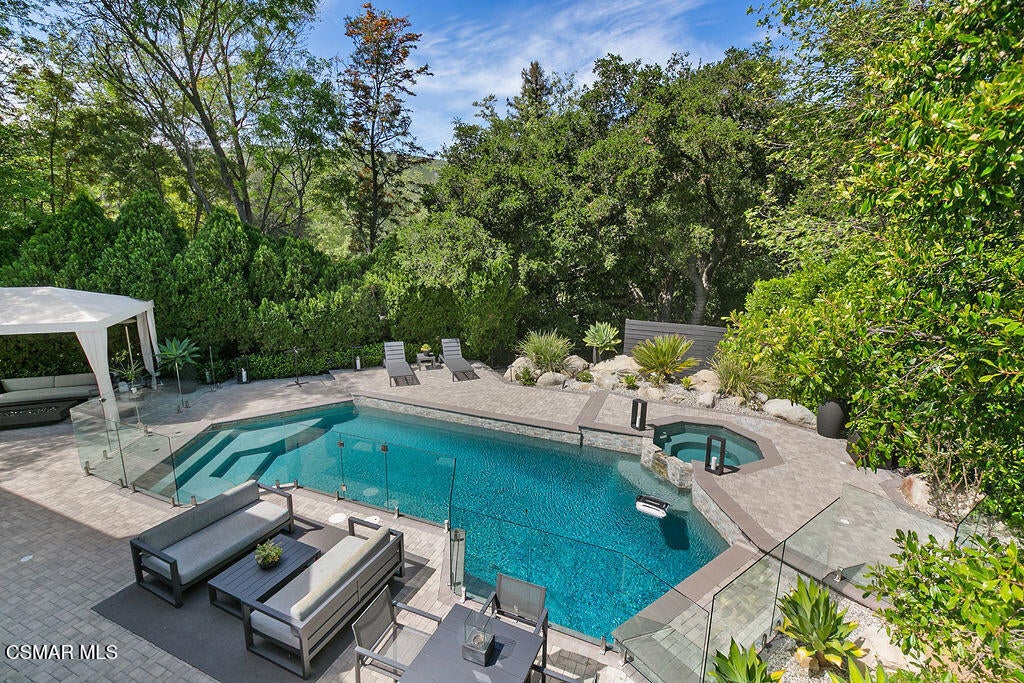 Westlake Village, California, 91362, United States, 6 Bedrooms Bedrooms, ,6 BathroomsBathrooms,Residential,Active,2031759