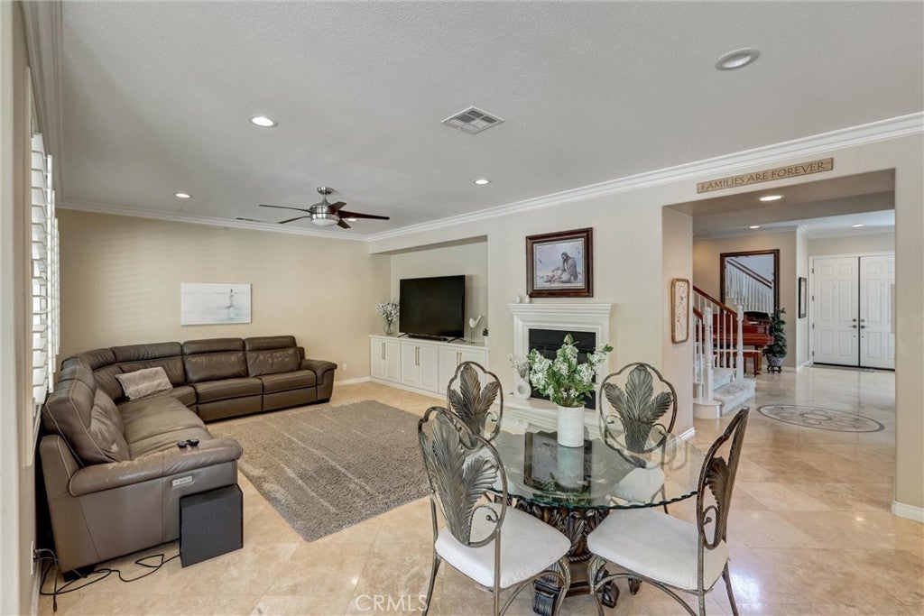 Murrieta, California, 92562, United States, 6 Bedrooms Bedrooms, ,5 BathroomsBathrooms,Residential,Active,1914833