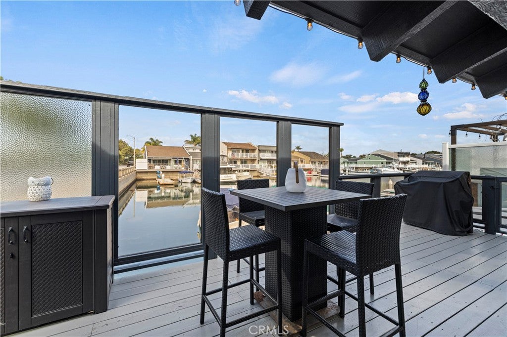 Oxnard, California, 93035, United States, 2 Bedrooms Bedrooms, ,2 BathroomsBathrooms,Residential,Active,2012806