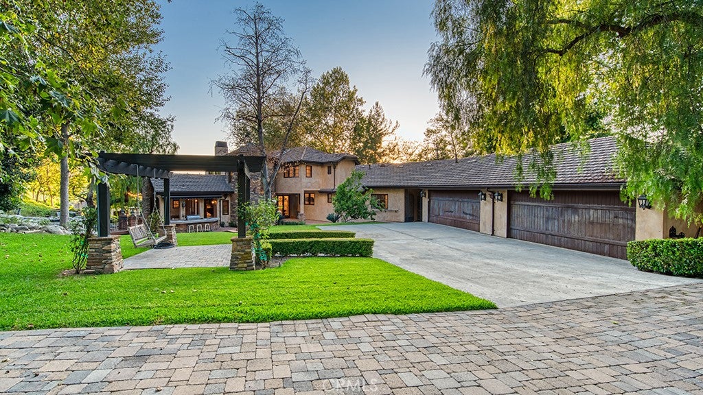 Coto De Caza, California, 92679, United States, 6 Bedrooms Bedrooms, ,9 BathroomsBathrooms,Residential,Active,1832334
