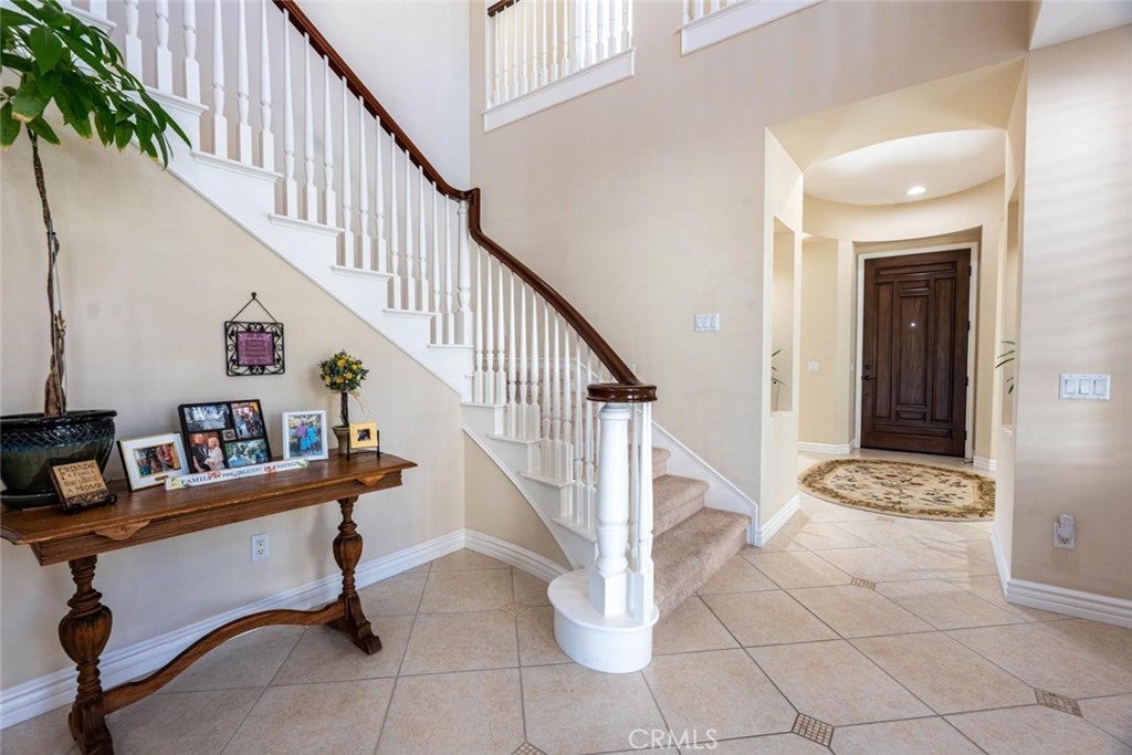 Canyon Country, California, 91387, United States, 5 Bedrooms Bedrooms, ,6 BathroomsBathrooms,Residential,Active,1914828