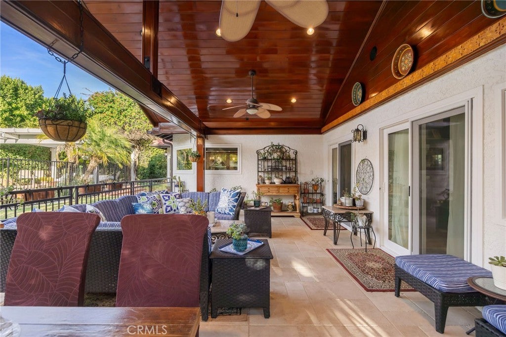 Chatsworth, California, 91311, United States, 4 Bedrooms Bedrooms, ,3 BathroomsBathrooms,Residential,Active,2006764