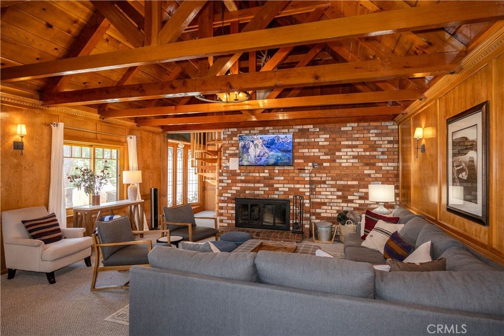 Big Bear Lake, California, 92315, United States, 4 Bedrooms Bedrooms, ,3 BathroomsBathrooms,Residential,Contingent,1945531