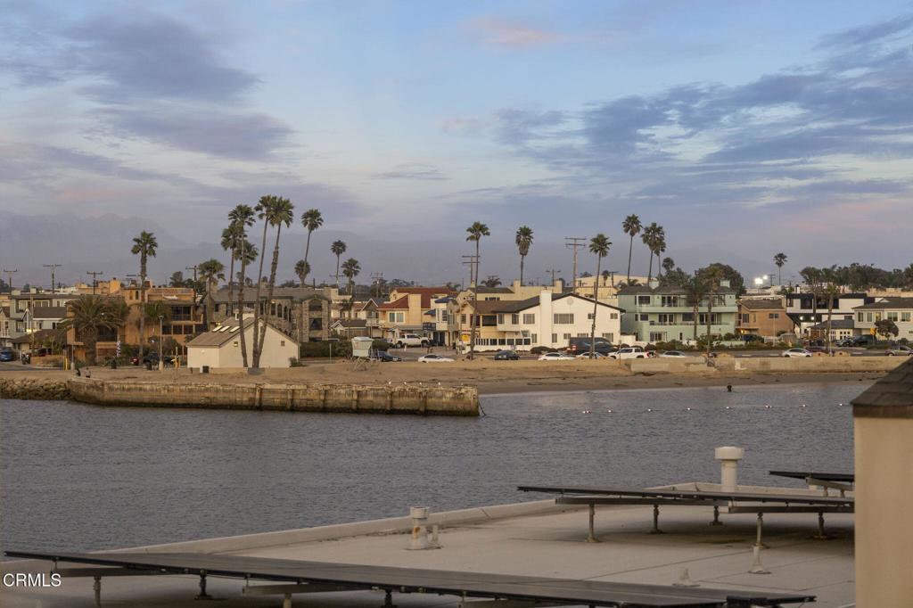 Oxnard, California, 93035, United States, ,3 BathroomsBathrooms,Residential,Active,1894775