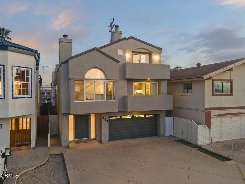 Oxnard, California, 93035, United States, 4 Bedrooms Bedrooms, ,3 BathroomsBathrooms,Residential,Active,2031789