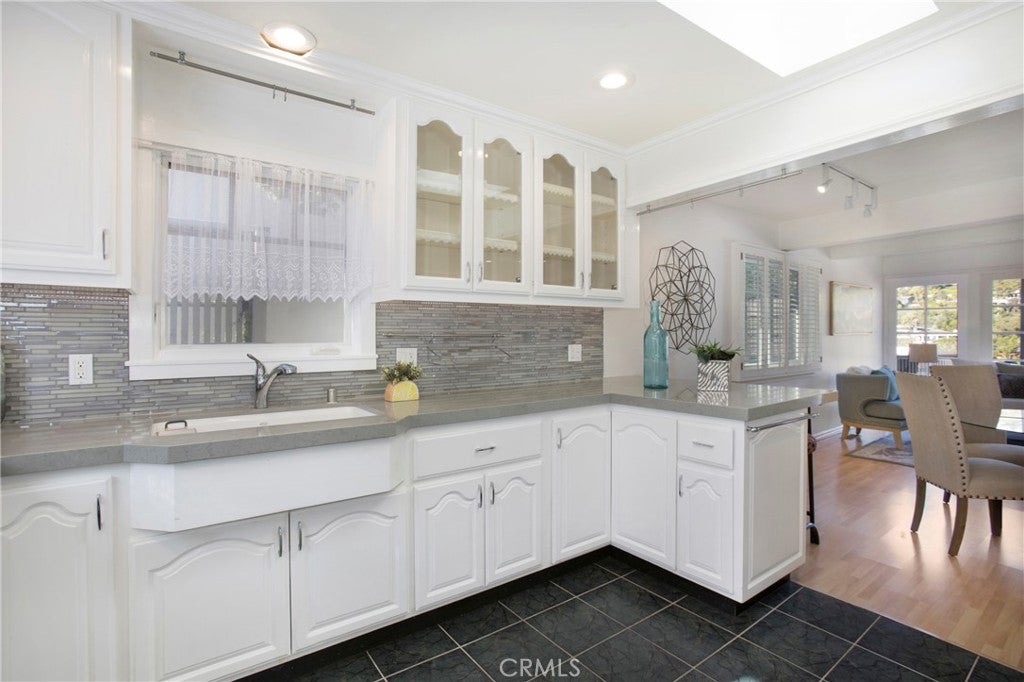 Laguna Beach, California, 92651, United States, 3 Bedrooms Bedrooms, ,3 BathroomsBathrooms,Residential,Active,2002317