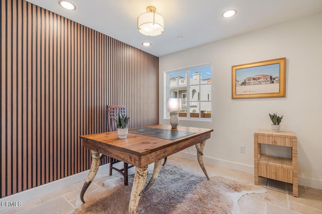 Oxnard, California, 93035, United States, 5 Bedrooms Bedrooms, ,6 BathroomsBathrooms,Residential,Contingent,1973330