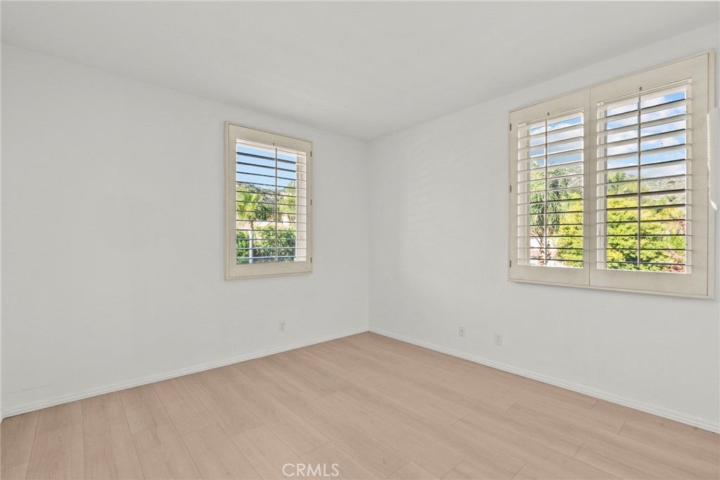 Canoga Park, California, 91304, United States, 5 Bedrooms Bedrooms, ,5 BathroomsBathrooms,Residential,Active,2006939