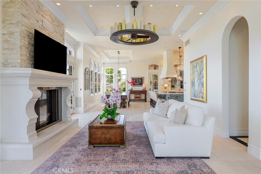 Valencia, California, 91381, United States, 7 Bedrooms Bedrooms, ,10 BathroomsBathrooms,Residential,Active,1959930