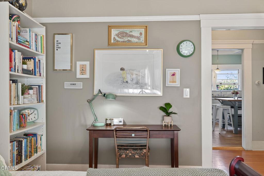 Oxnard, California, 93030, United States, 5 Bedrooms Bedrooms, ,2 BathroomsBathrooms,Residential,Active,1985561