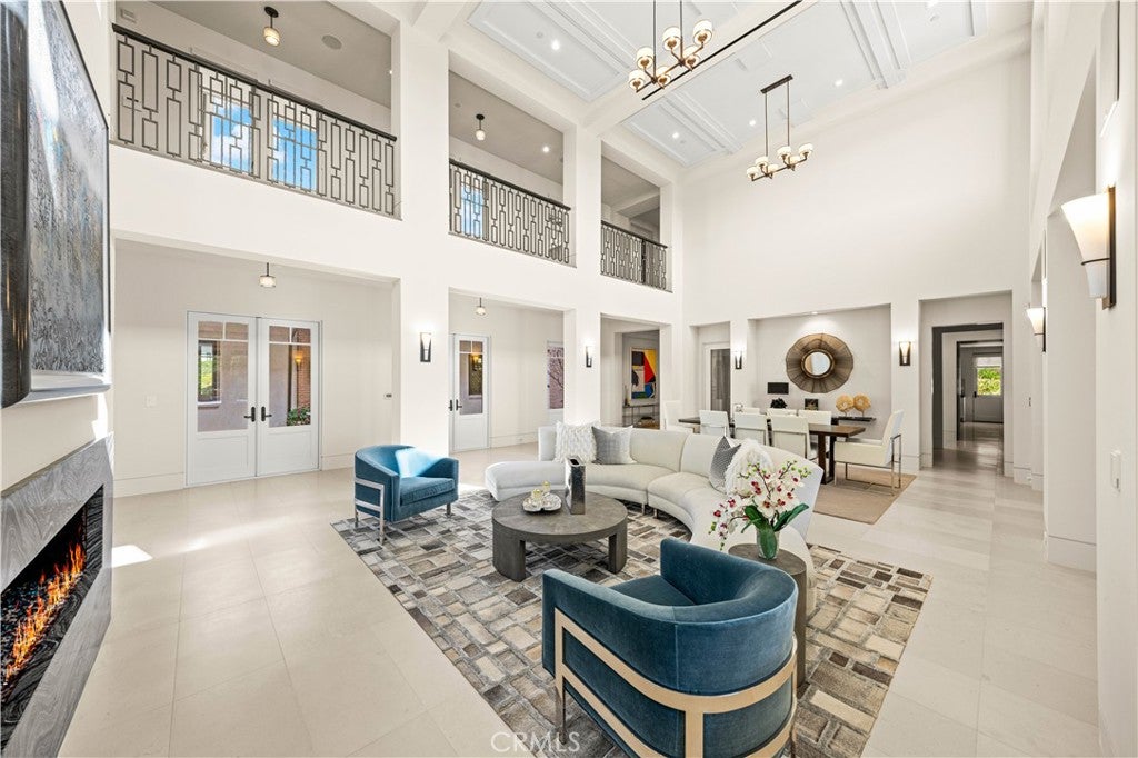 22588 Pacific Ln – image 4