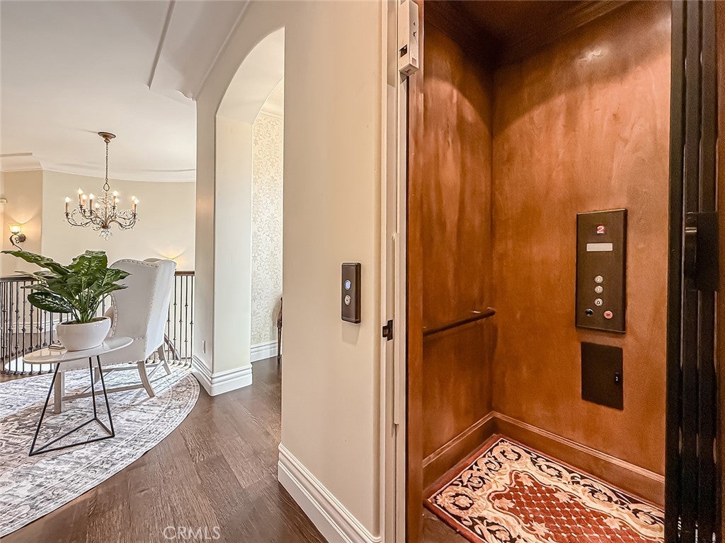 Westlake Village, California, 91361, United States, 3 Bedrooms Bedrooms, ,4 BathroomsBathrooms,Residential,Active,1985851