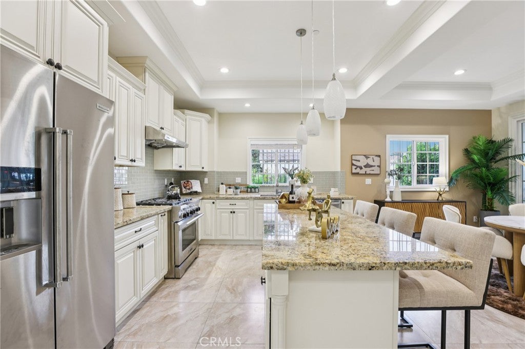 Temple City, California, 91780, United States, 5 Bedrooms Bedrooms, ,6 BathroomsBathrooms,Residential,Active,1988707