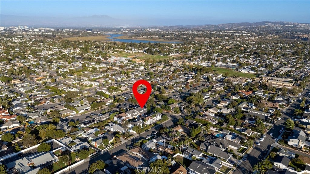 Costa Mesa, California, 92627, United States, 4 Bedrooms Bedrooms, ,3 BathroomsBathrooms,Residential,Contingent,1986895