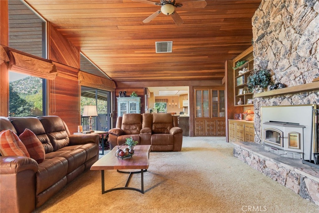 Yucaipa, California, 92399, United States, 4 Bedrooms Bedrooms, ,5 BathroomsBathrooms,Residential,Active,1990591