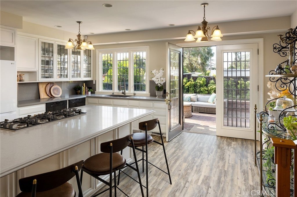 Long Beach, California, 90807, United States, ,7 BathroomsBathrooms,Residential,Active,1824496