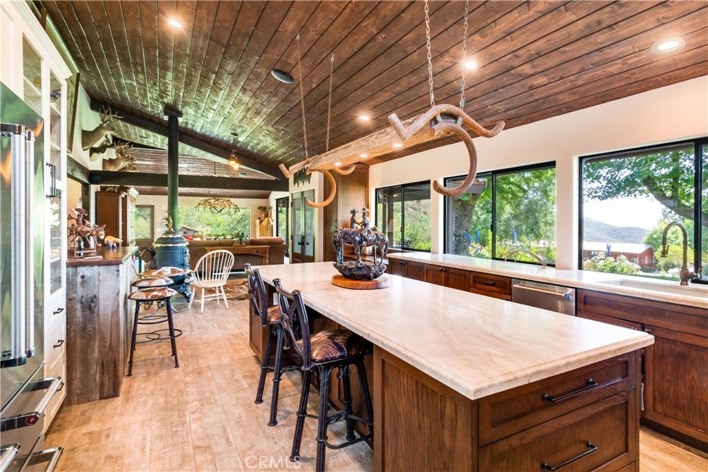 Oak Glen, California, 92399, United States, ,3 BathroomsBathrooms,Residential,Pending,1782592