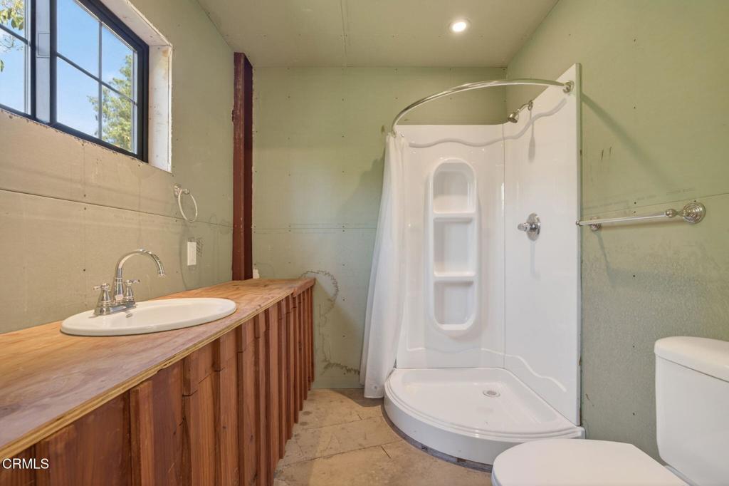 Camarillo, California, 93010, United States, 4 Bedrooms Bedrooms, ,3 BathroomsBathrooms,Residential,Active,2027321