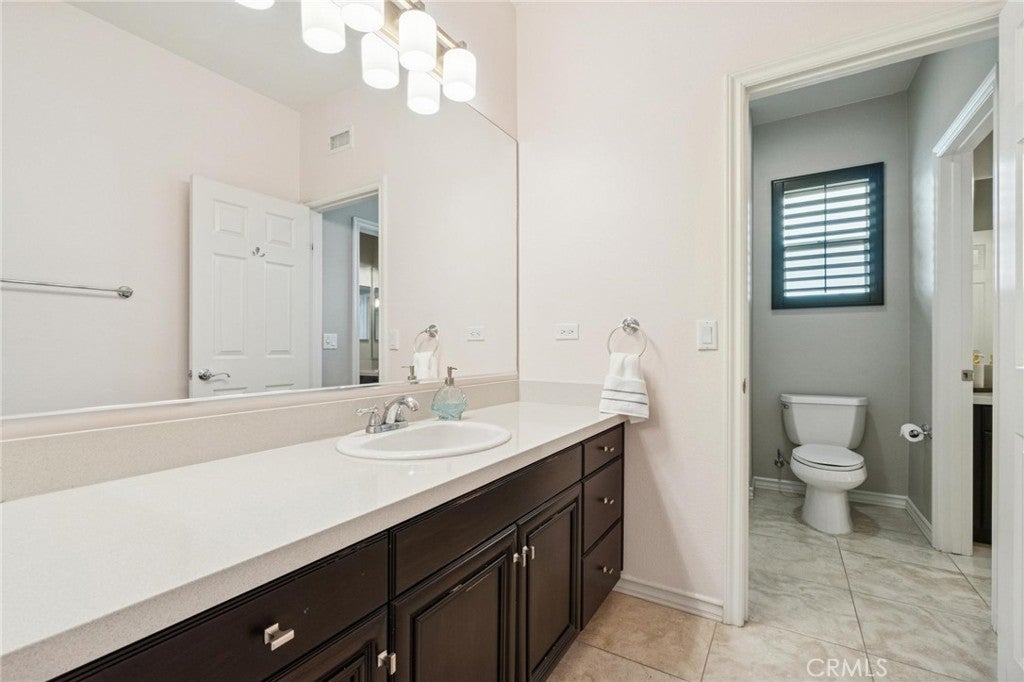 Valencia, California, 91354, United States, 6 Bedrooms Bedrooms, ,6 BathroomsBathrooms,Residential,Active,2008301