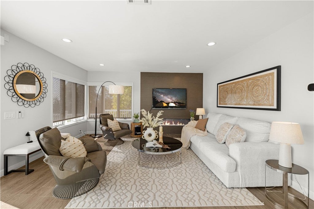 Diamond Bar, California, 91765, United States, 5 Bedrooms Bedrooms, ,4 BathroomsBathrooms,Residential,Active,2006856