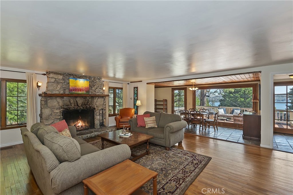 Lake Arrowhead, California, 92352, United States, ,4 BathroomsBathrooms,Residential,Active,1791398