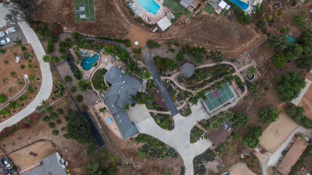 Escondido, California, 92025, United States, 5 Bedrooms Bedrooms, ,4 BathroomsBathrooms,Residential,Active,1969680