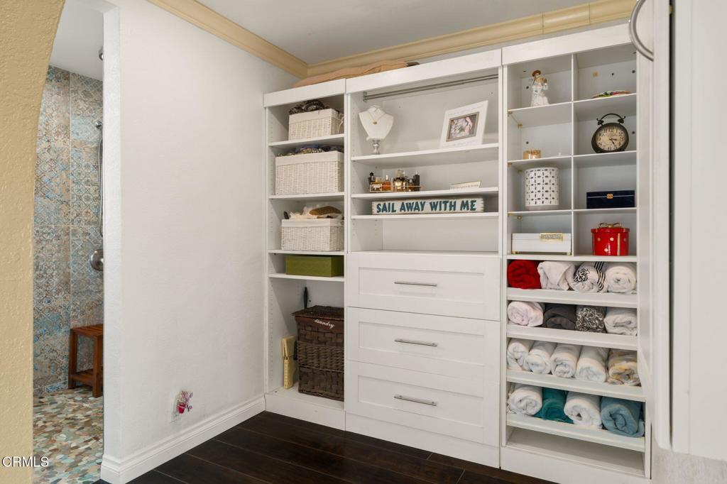 Oxnard, California, 93035, United States, 3 Bedrooms Bedrooms, ,3 BathroomsBathrooms,Residential,Active,2012910