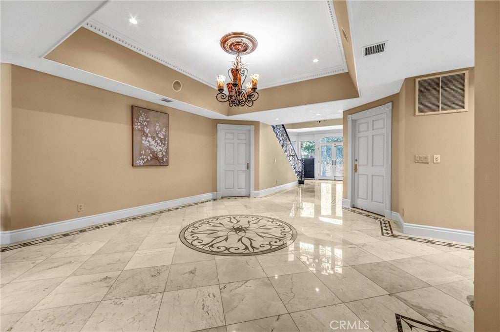 Arcadia, California, 91006, United States, 8 Bedrooms Bedrooms, ,10 BathroomsBathrooms,Residential,Active,1922498