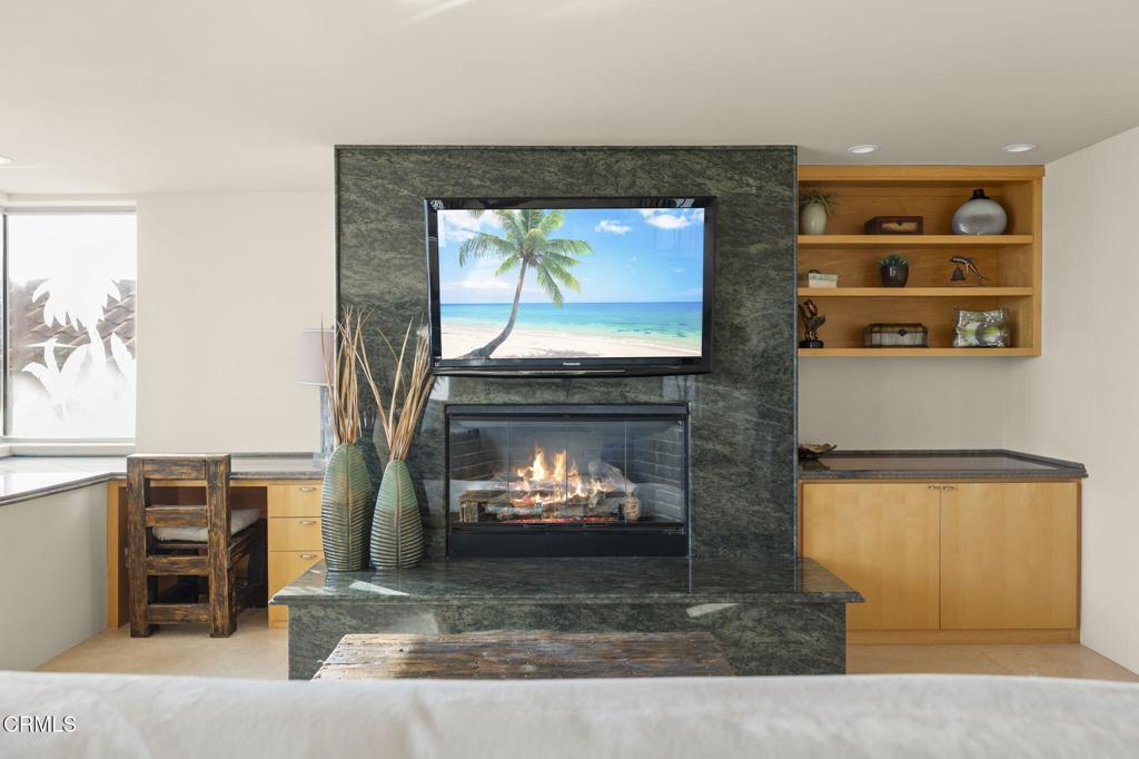 Oxnard, California, 93035, United States, 4 Bedrooms Bedrooms, ,3 BathroomsBathrooms,Residential,Active,2006988