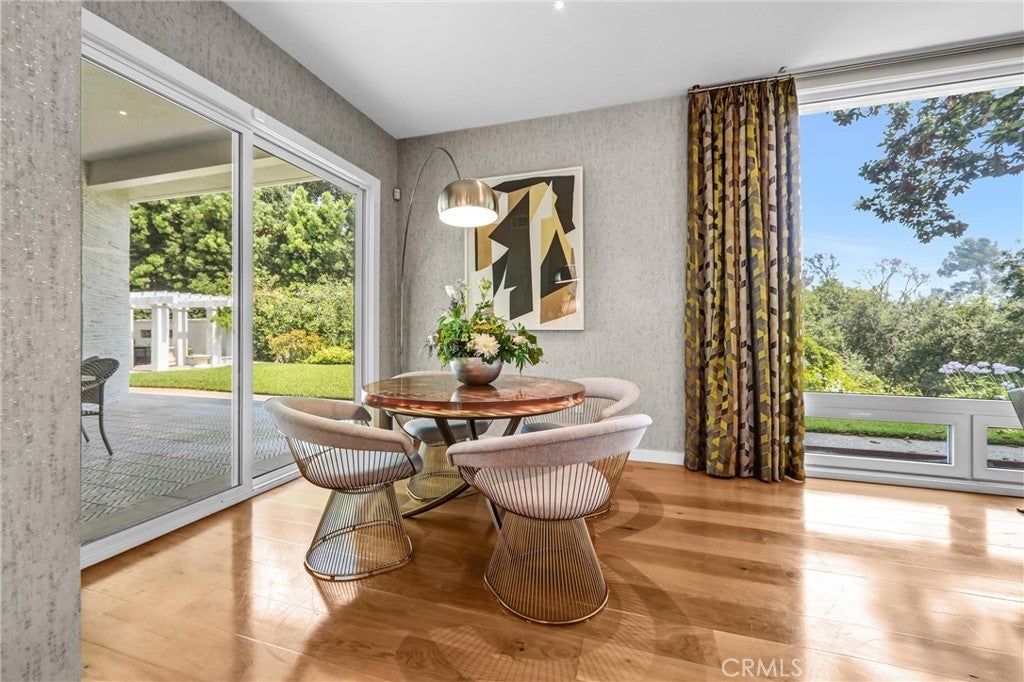 Pasadena, California, 91106, United States, 6 Bedrooms Bedrooms, ,9 BathroomsBathrooms,Residential,Active,1898207