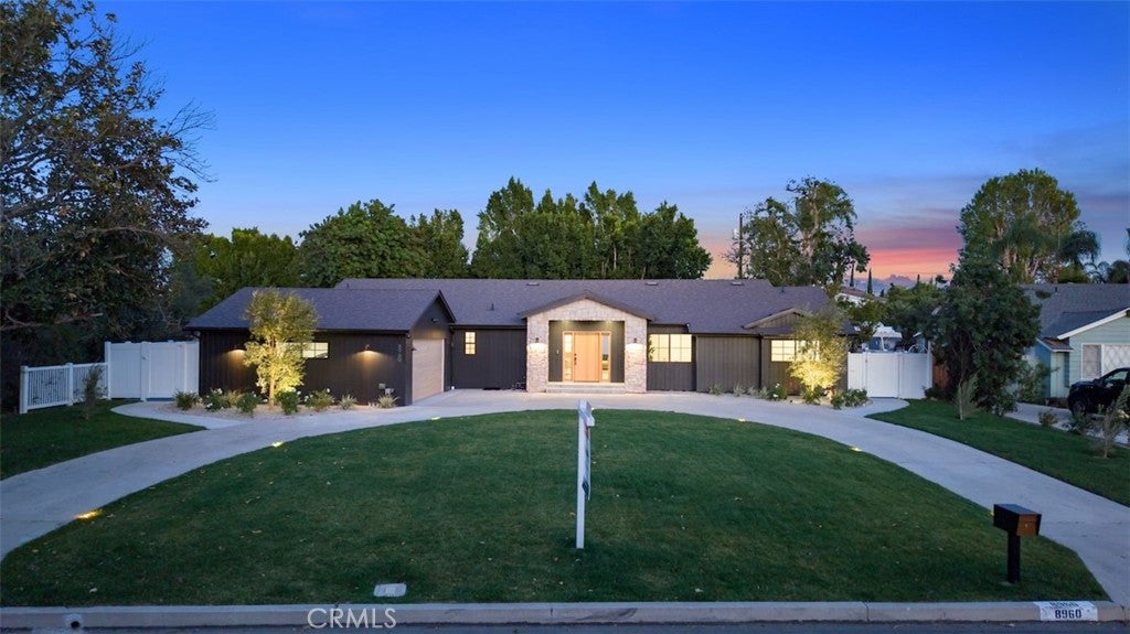 Northridge, California, 91325, United States, 4 Bedrooms Bedrooms, ,4 BathroomsBathrooms,Residential,Active,2030583