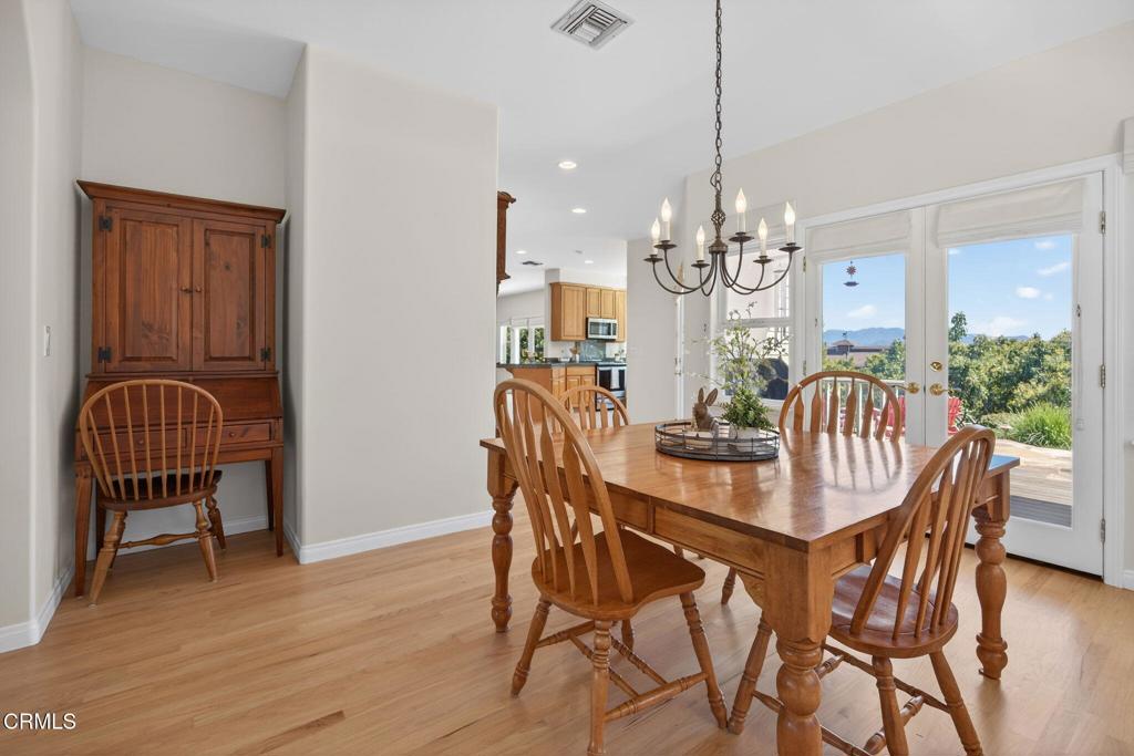 Camarillo, California, 93010, United States, 4 Bedrooms Bedrooms, ,3 BathroomsBathrooms,Residential,Active,2027321