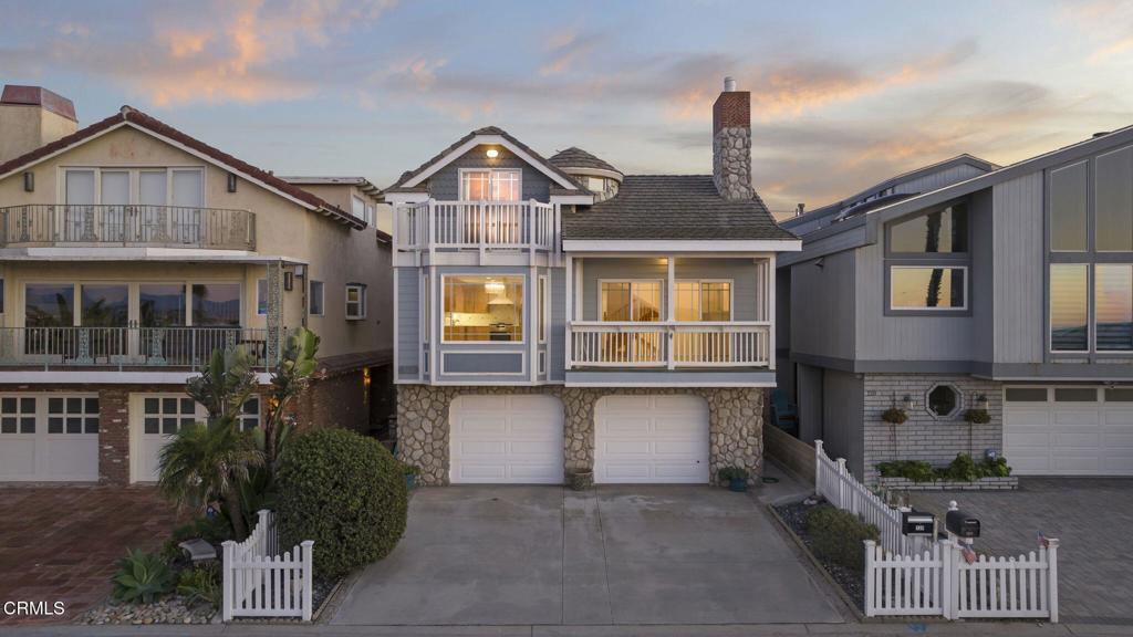 Oxnard, California, 93035, United States, 4 Bedrooms Bedrooms, ,4 BathroomsBathrooms,Residential,Active,1997596