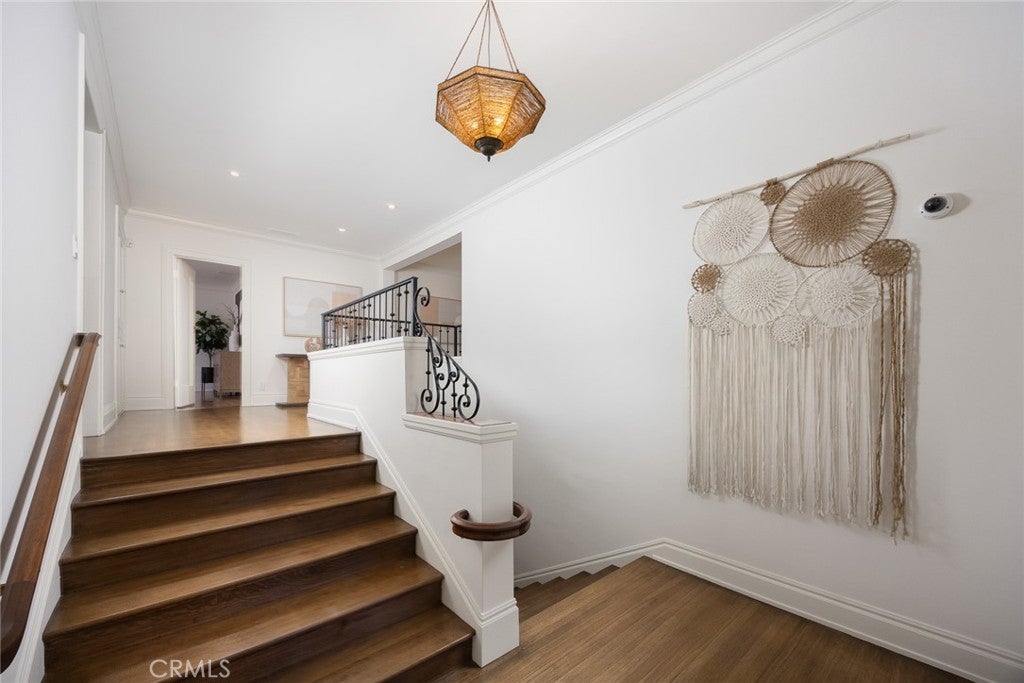 928 S El Molino Ave – image 27