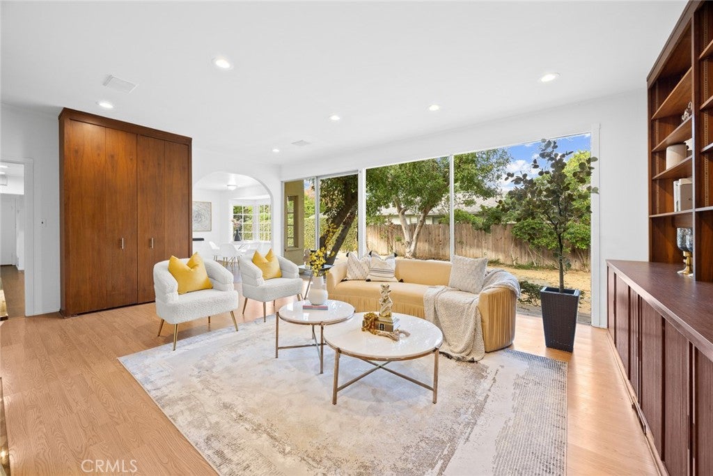 San Marino, California, 91108, United States, 4 Bedrooms Bedrooms, ,3 BathroomsBathrooms,Residential,Active,1993951