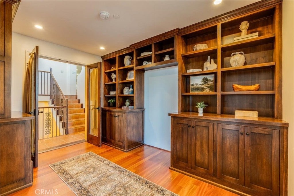 San Luis Obispo, California, 93401, United States, 5 Bedrooms Bedrooms, ,5 BathroomsBathrooms,Residential,Active,1943782