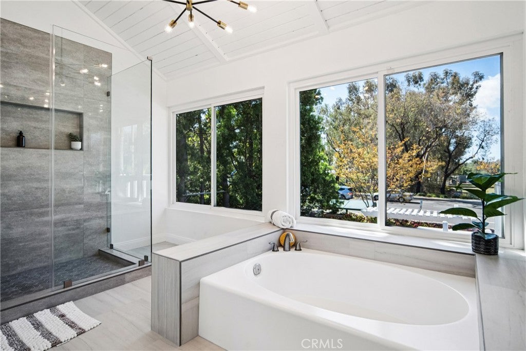 Lake Forest, California, 92630, United States, 5 Bedrooms Bedrooms, ,3 BathroomsBathrooms,Residential,Active,2002616