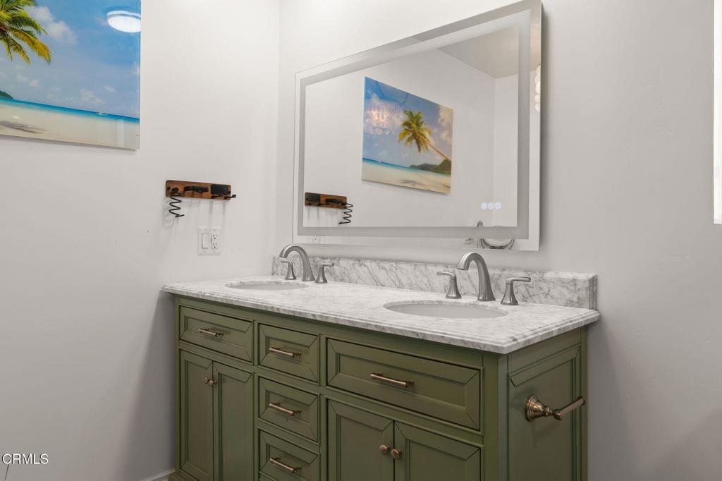 Oxnard, California, 93035, United States, 3 Bedrooms Bedrooms, ,3 BathroomsBathrooms,Residential,Active,2012910