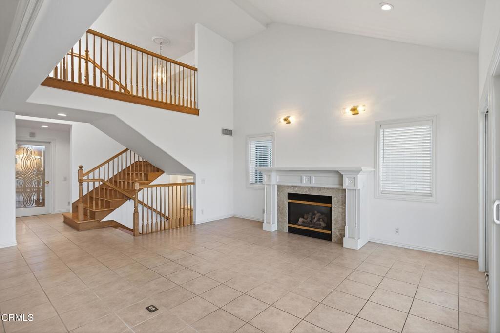 Oxnard, California, 93035, United States, 4 Bedrooms Bedrooms, ,4 BathroomsBathrooms,Residential,Active,1997596