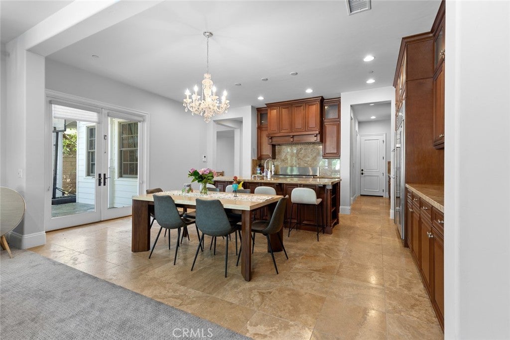Huntington Beach, California, 92649, United States, 4 Bedrooms Bedrooms, ,4 BathroomsBathrooms,Residential,Active,1780402