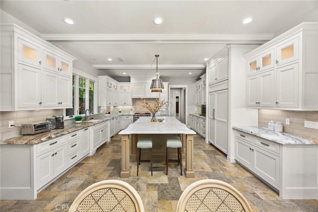 Arcadia, California, 91007, United States, 5 Bedrooms Bedrooms, ,6 BathroomsBathrooms,Residential,Active,1952997