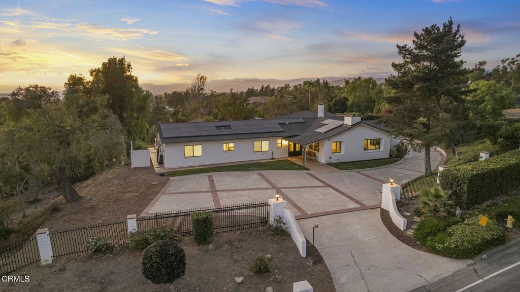 Camarillo, California, 93010, United States, 4 Bedrooms Bedrooms, ,5 BathroomsBathrooms,Residential,Active,1944013