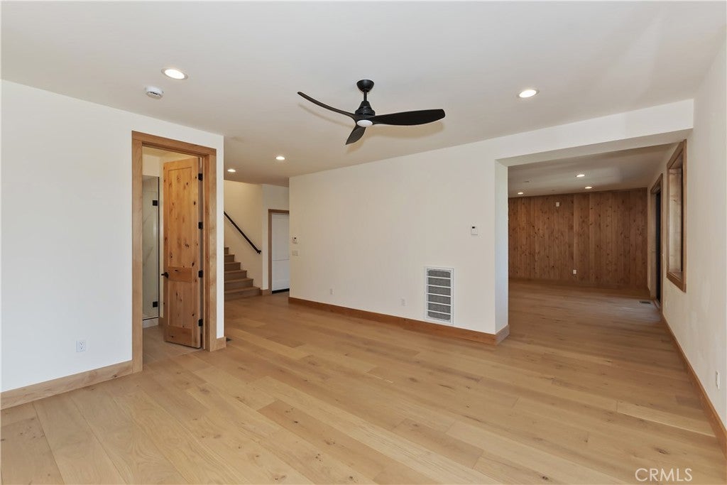 Big Bear Lake, California, 92315, United States, 5 Bedrooms Bedrooms, ,6 BathroomsBathrooms,Residential,Active,1914782