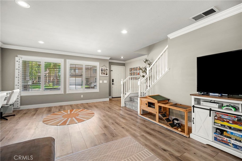Rancho Santa Margarita, California, 92688, United States, 4 Bedrooms Bedrooms, ,3 BathroomsBathrooms,Residential,Active,1944272
